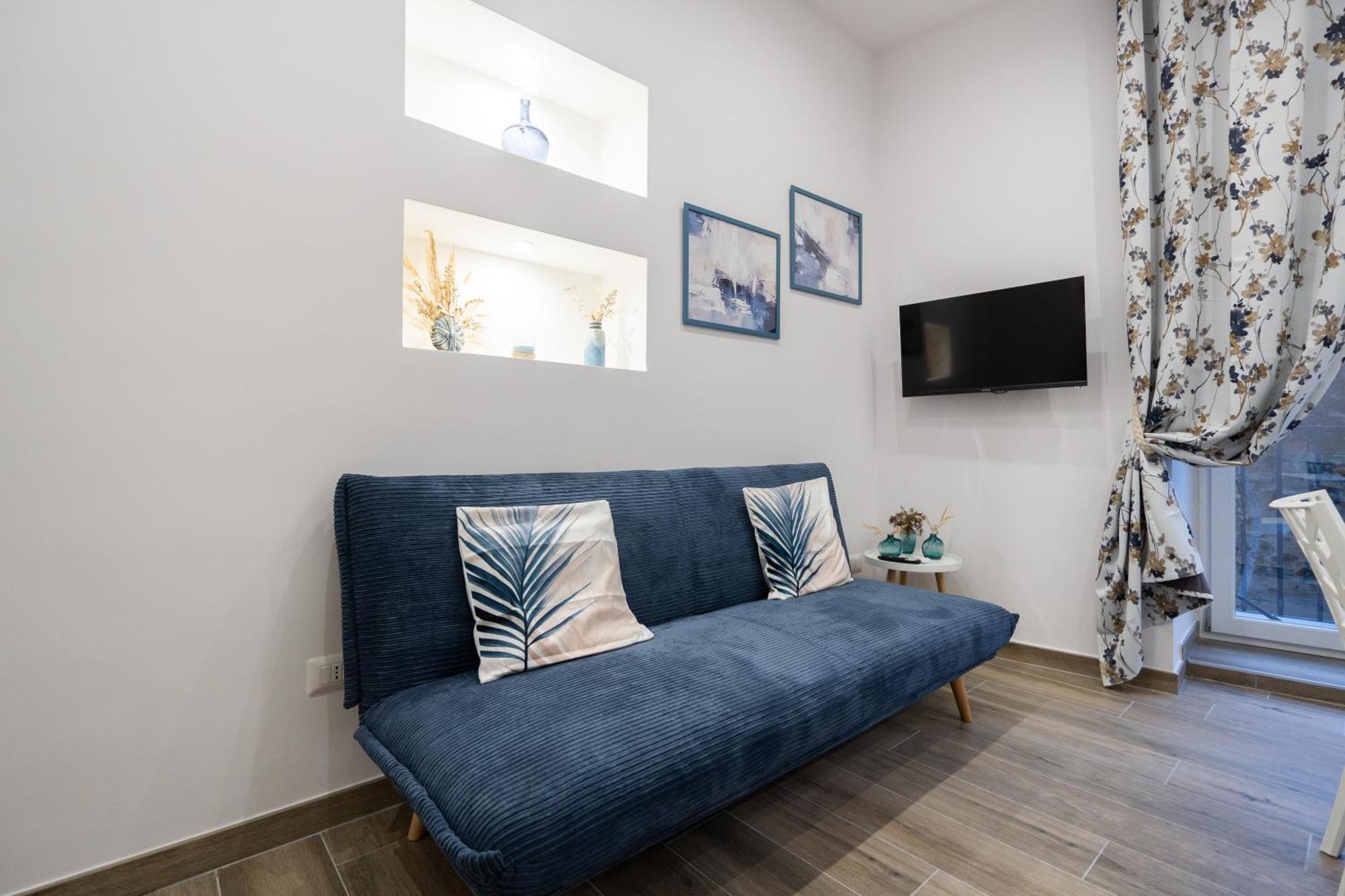 La Casa Di Bianca - Modern Suites Near Plebiscito 나폴리 외부 사진