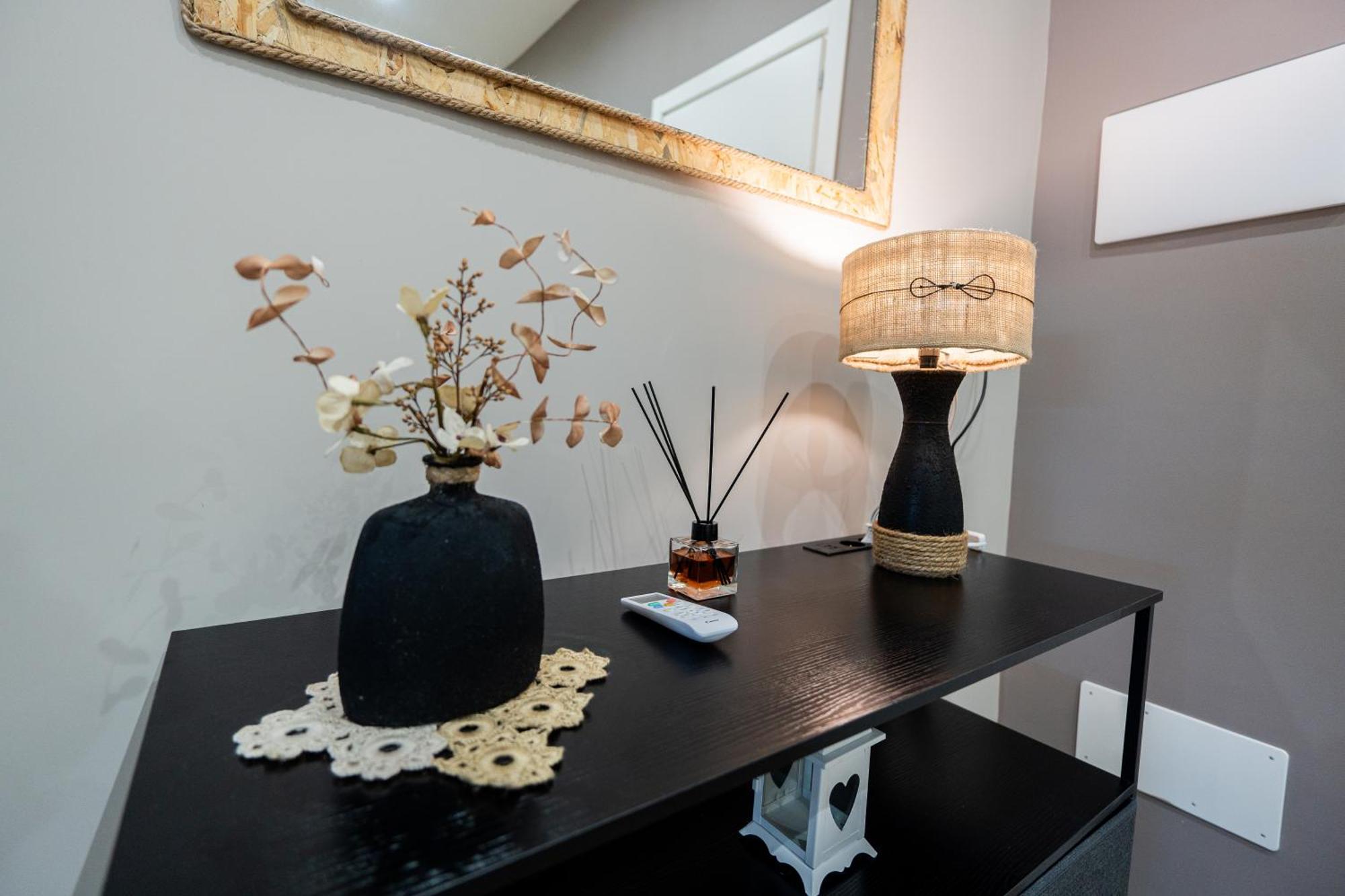 La Casa Di Bianca - Modern Suites Near Plebiscito 나폴리 외부 사진