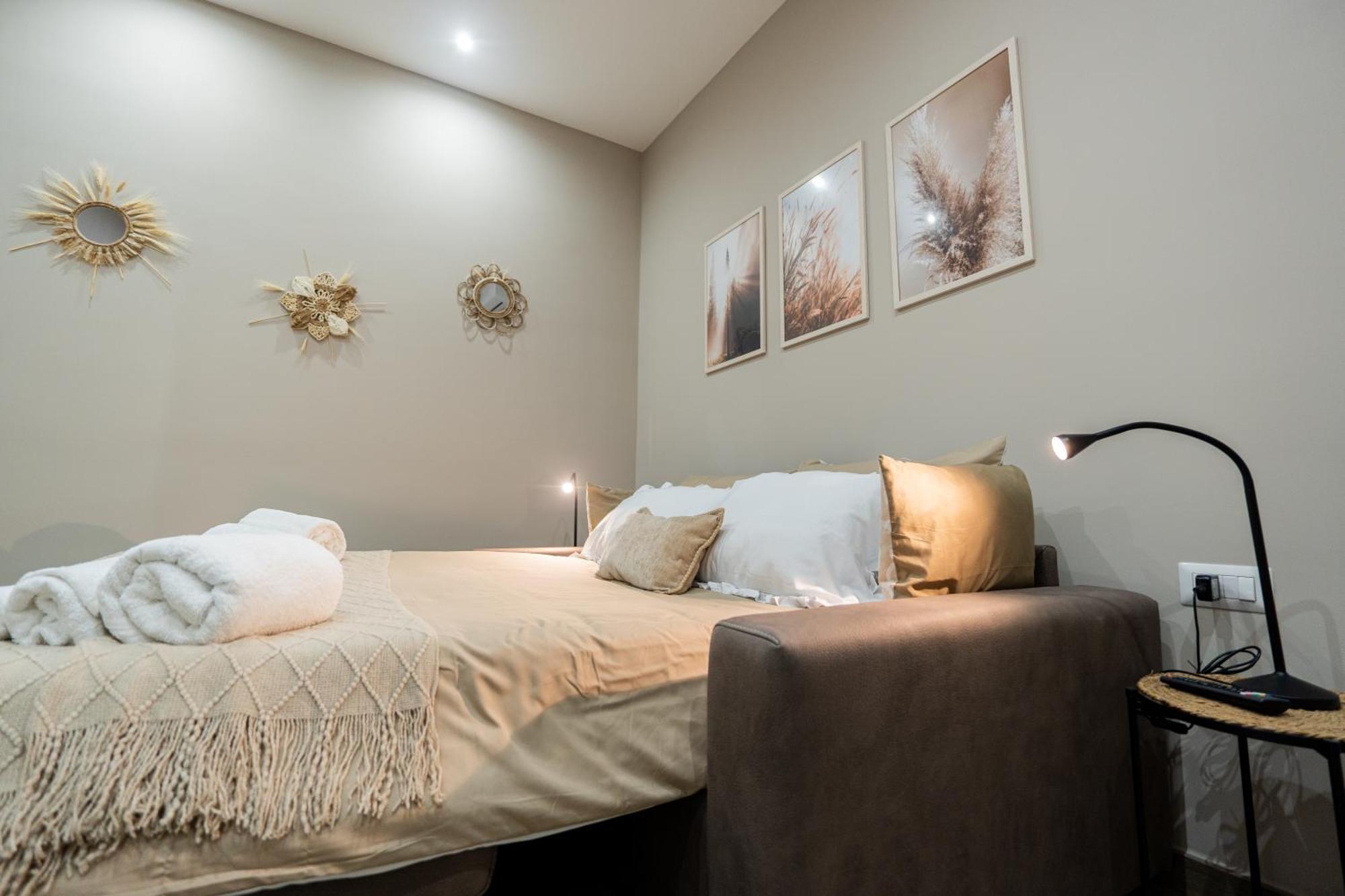 La Casa Di Bianca - Modern Suites Near Plebiscito 나폴리 외부 사진